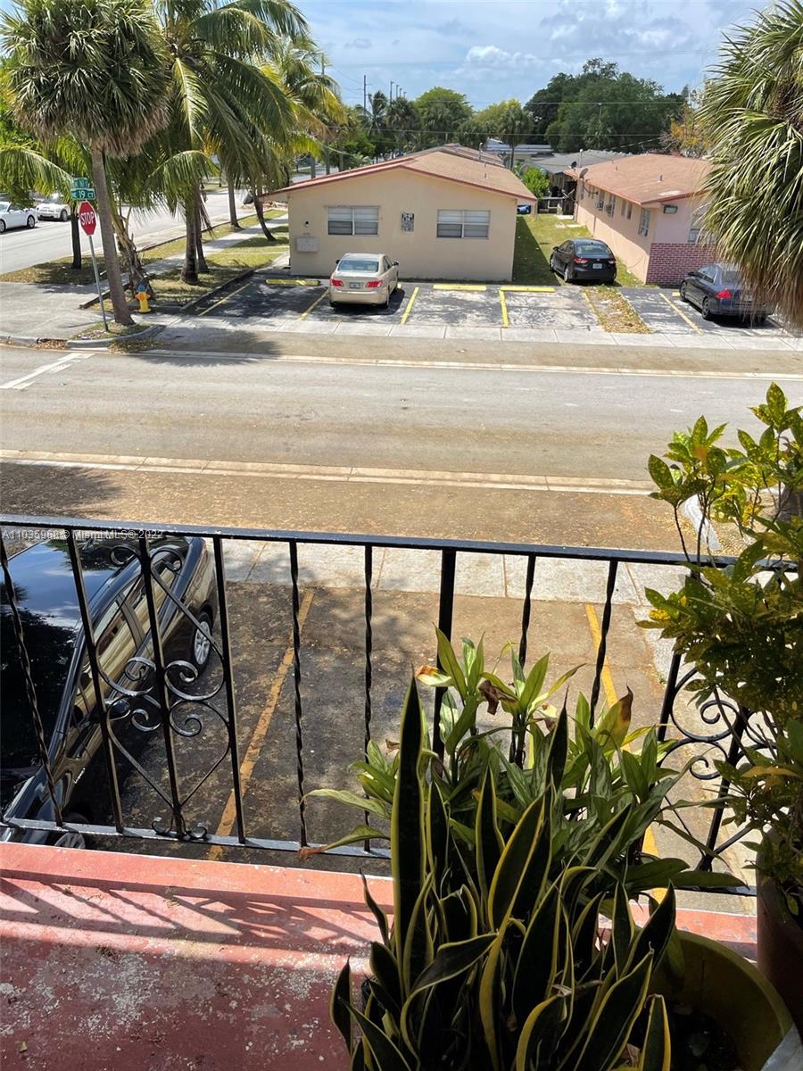 See details / 4562 sq. ft. $ 2021-05-02 0 Photo