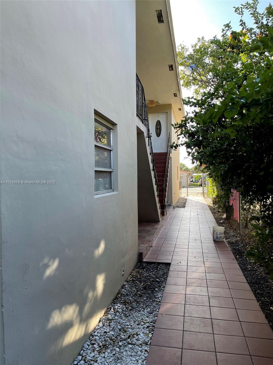 See details / 4562 sq. ft. $ 2021-05-02 0 Photo