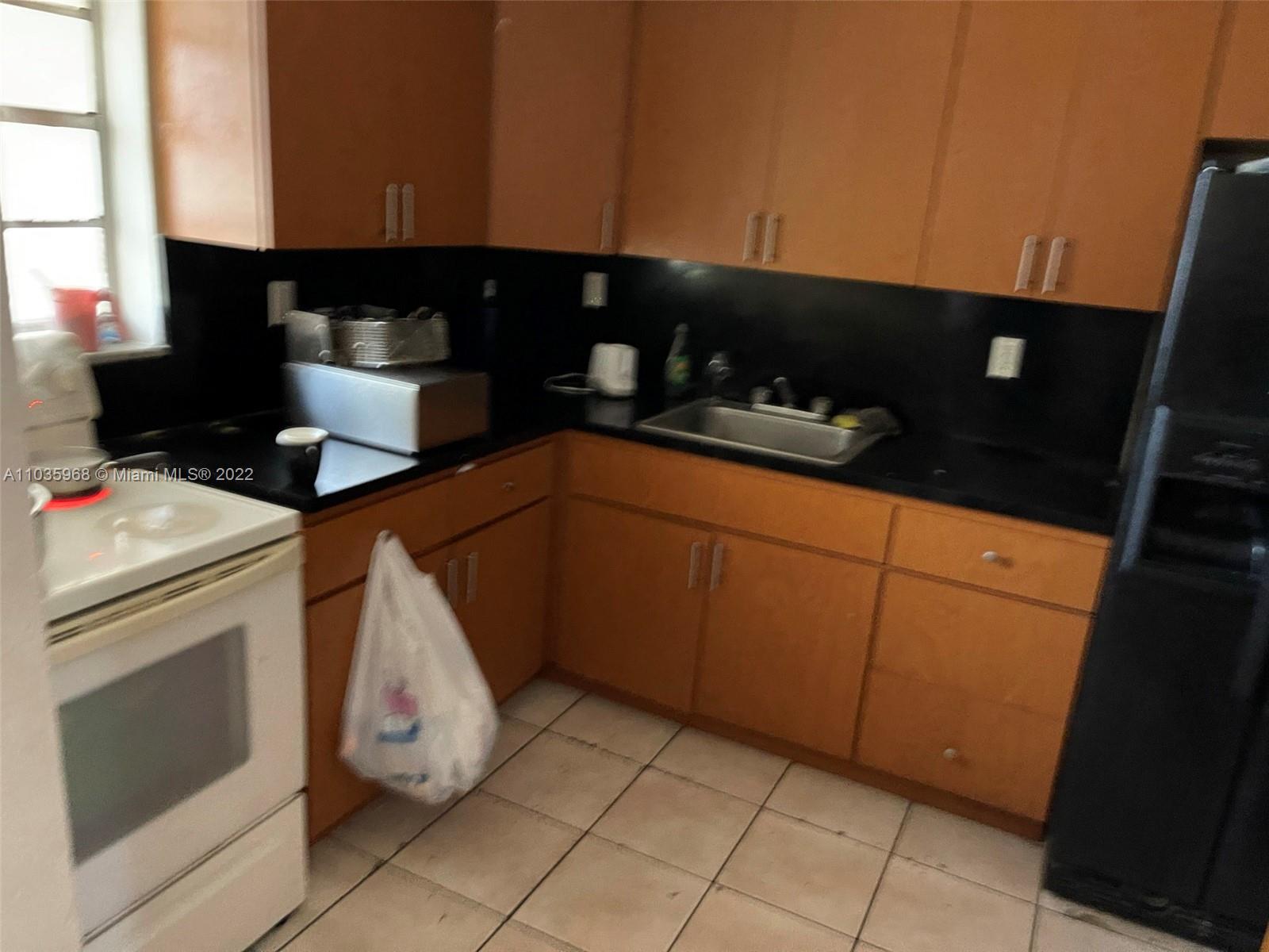 See details / 4562 sq. ft. $ 2021-05-02 0 Photo
