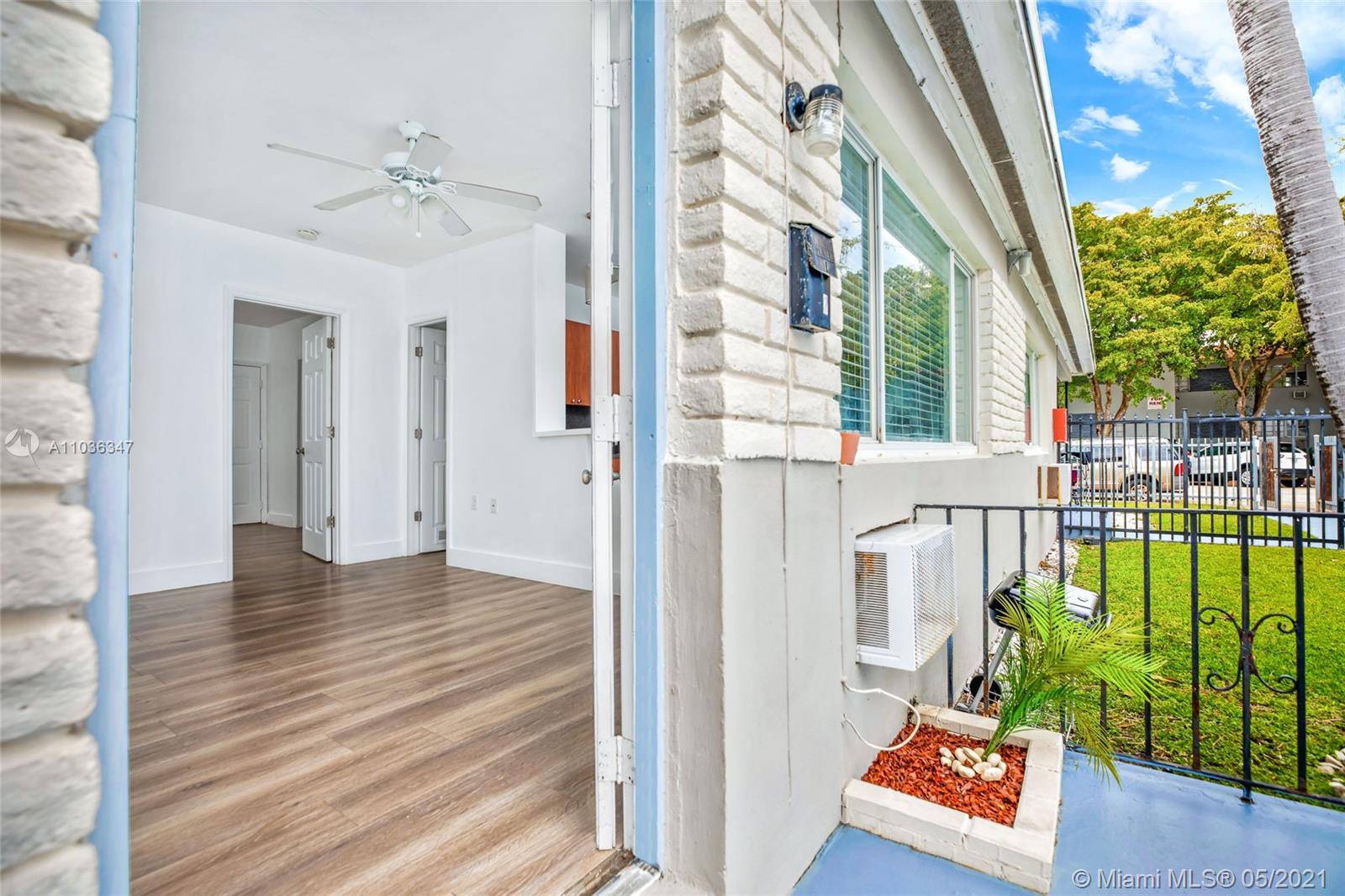 See details / 2464 sq. ft. $ 2021-05-03 0 Photo