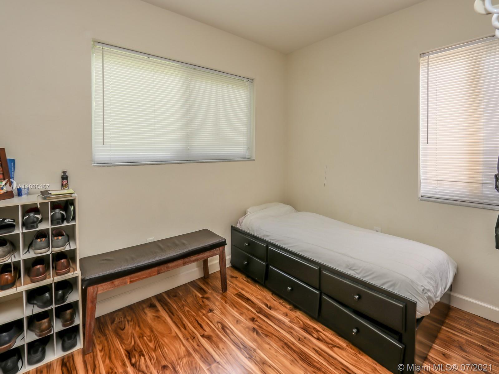 See details / 1850 sq. ft. $ 2021-05-03 0 Photo