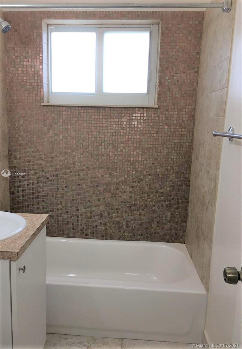 See details / 1850 sq. ft. $ 2021-05-03 0 Photo