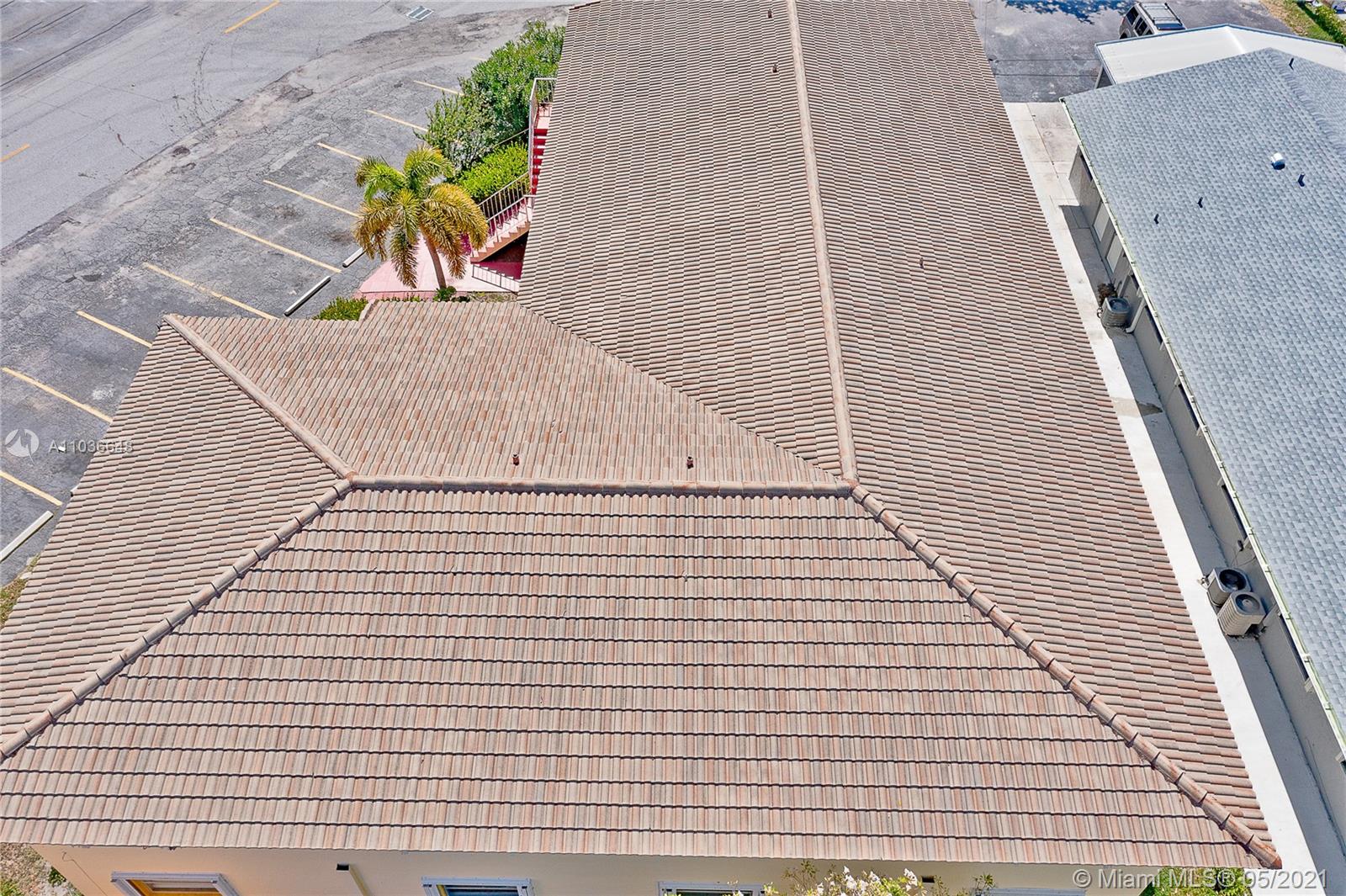 See details / 6915 sq. ft. $ 2021-05-03 0 Photo