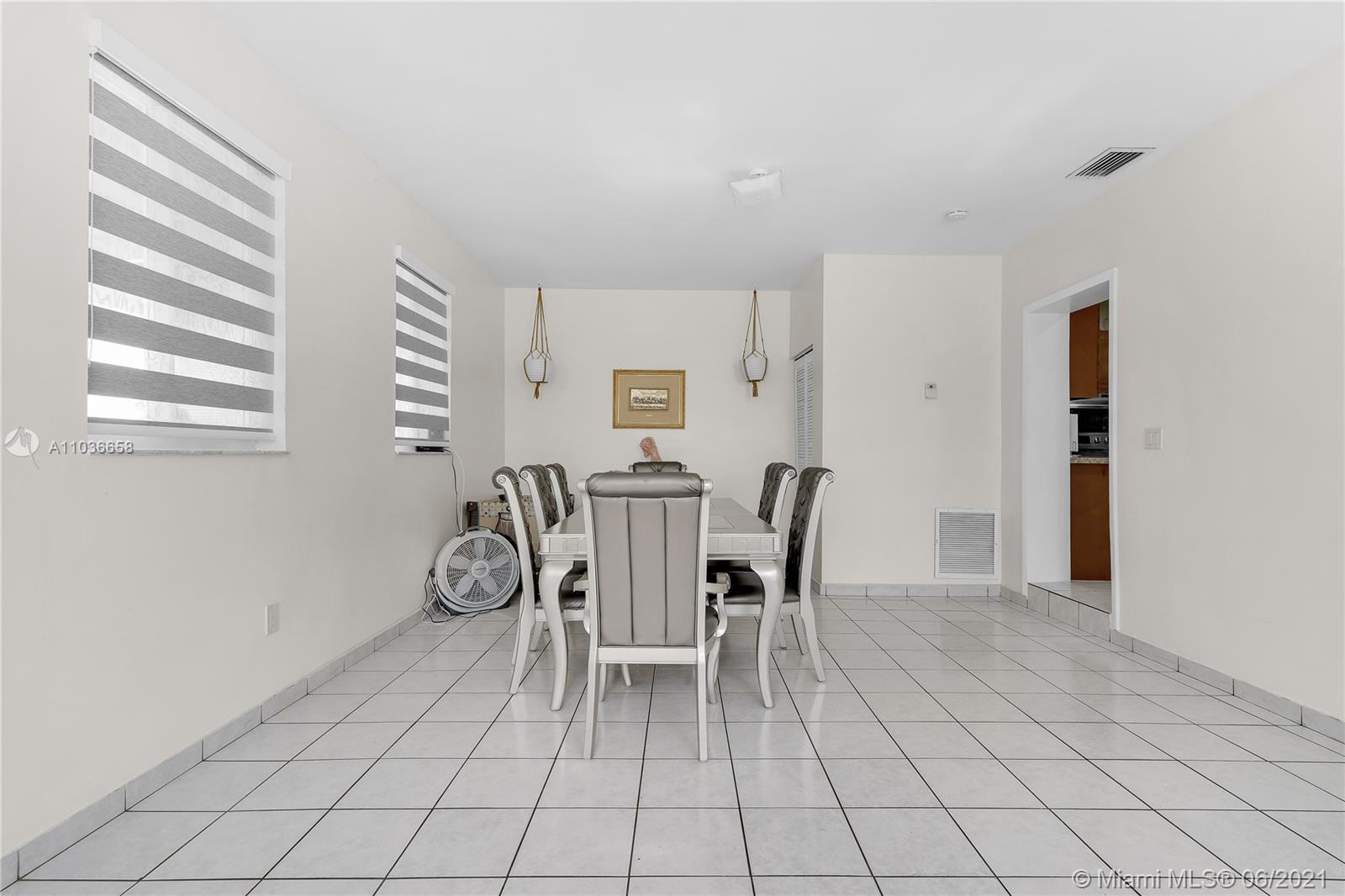 See details / 1802 sq. ft. $ 2021-05-03 0 Photo