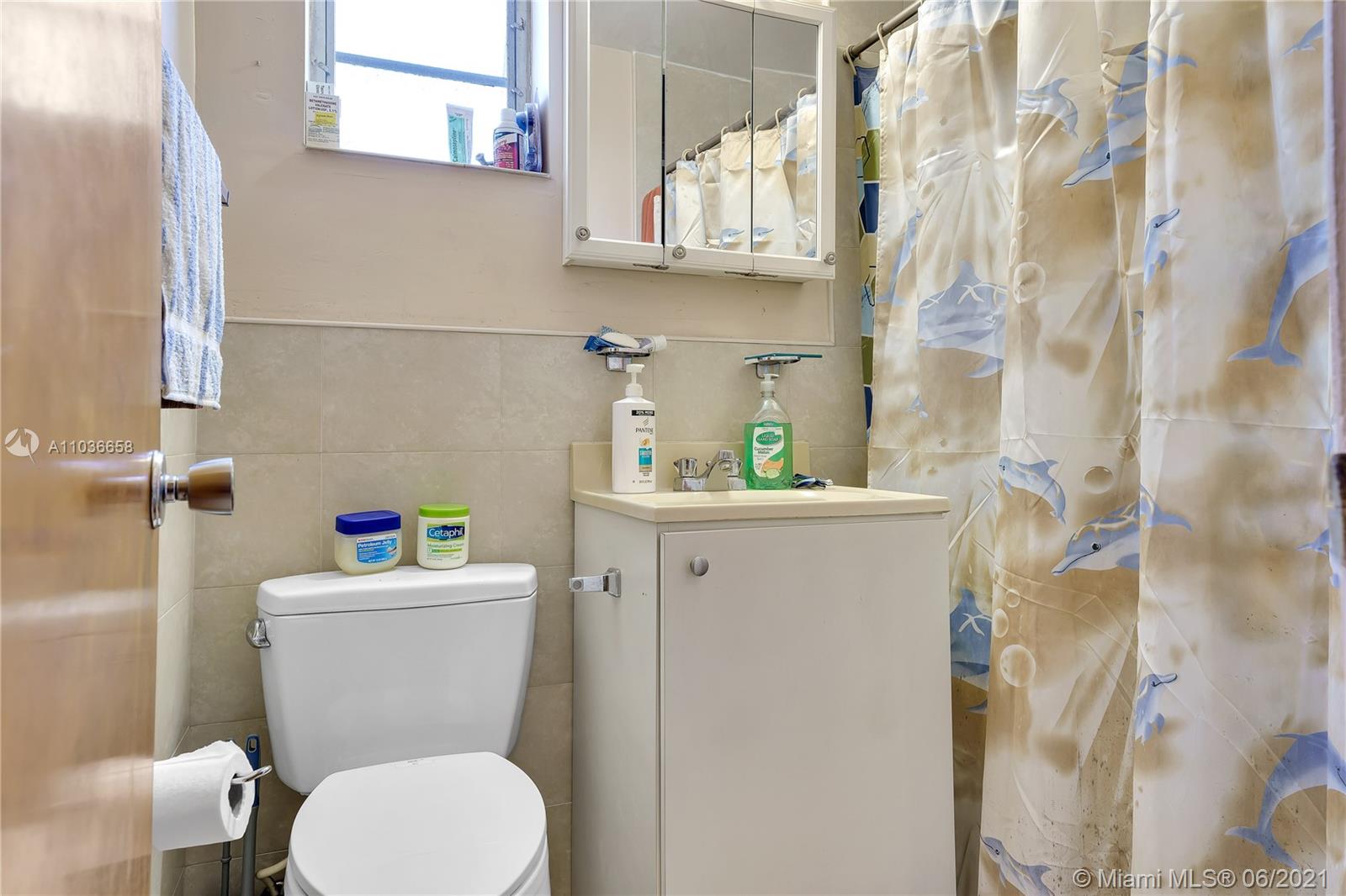 See details / 1802 sq. ft. $ 2021-05-03 0 Photo