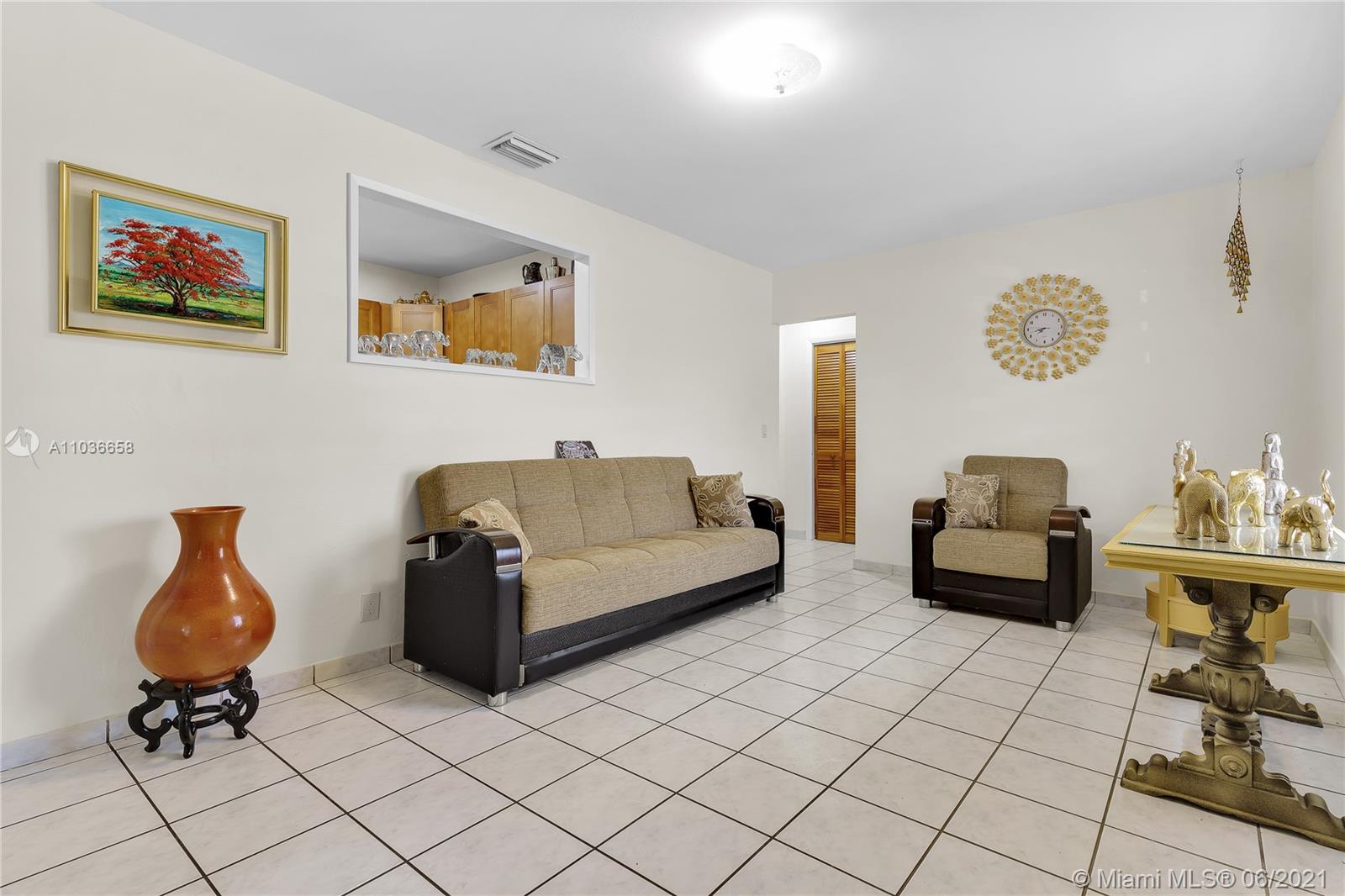 See details / 1802 sq. ft. $ 2021-05-03 0 Photo