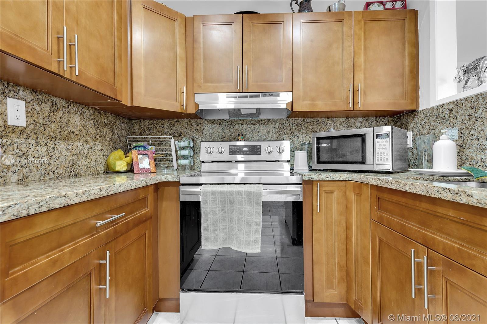 See details / 1802 sq. ft. $ 2021-05-03 0 Photo