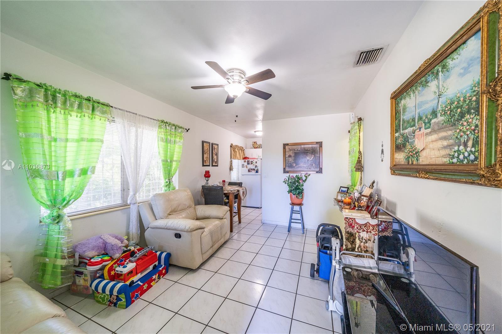 See details / 1426 sq. ft. $ 2021-05-04 0 Photo