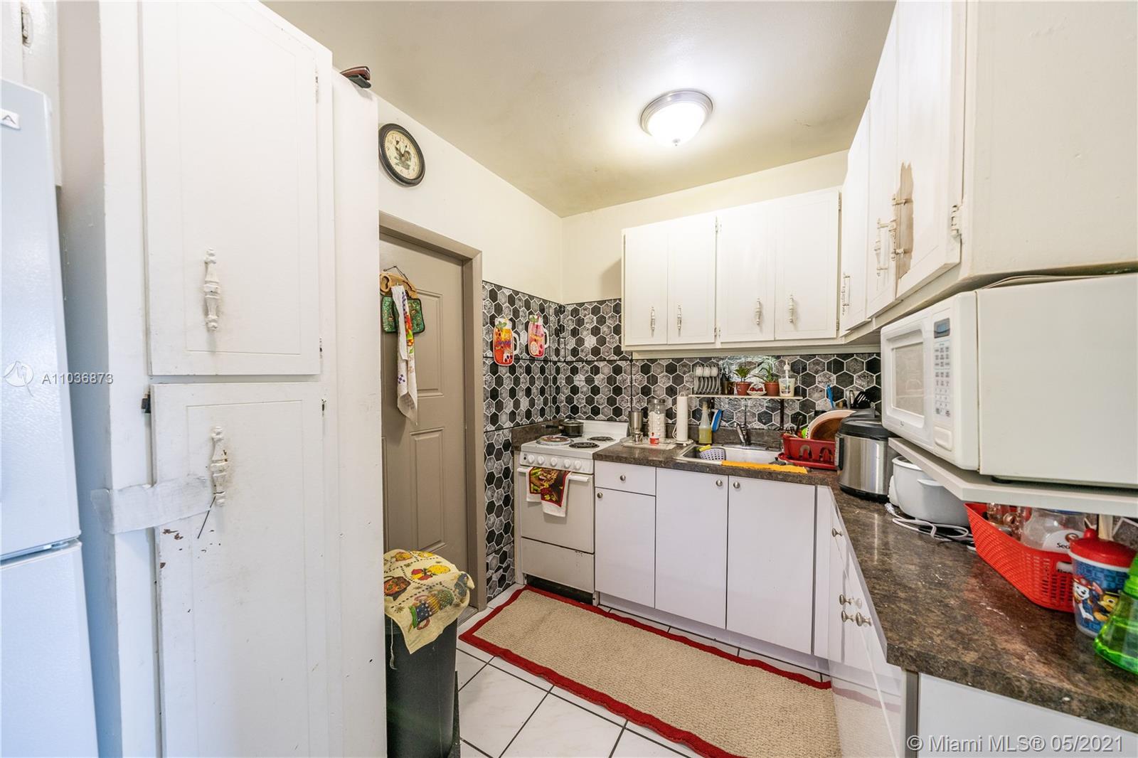See details / 1426 sq. ft. $ 2021-05-04 0 Photo