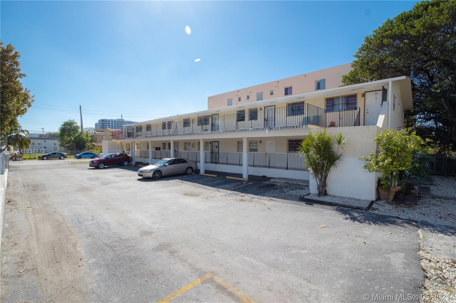See details / sq. ft. $ 2021-05-04 0 Photo