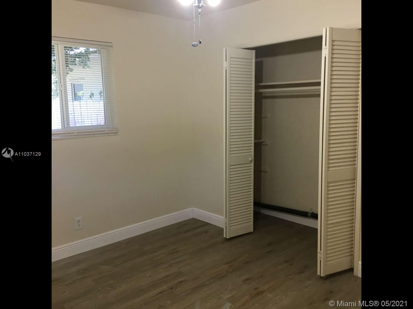 See details / 1601 sq. ft. $ 2021-05-04 0 Photo