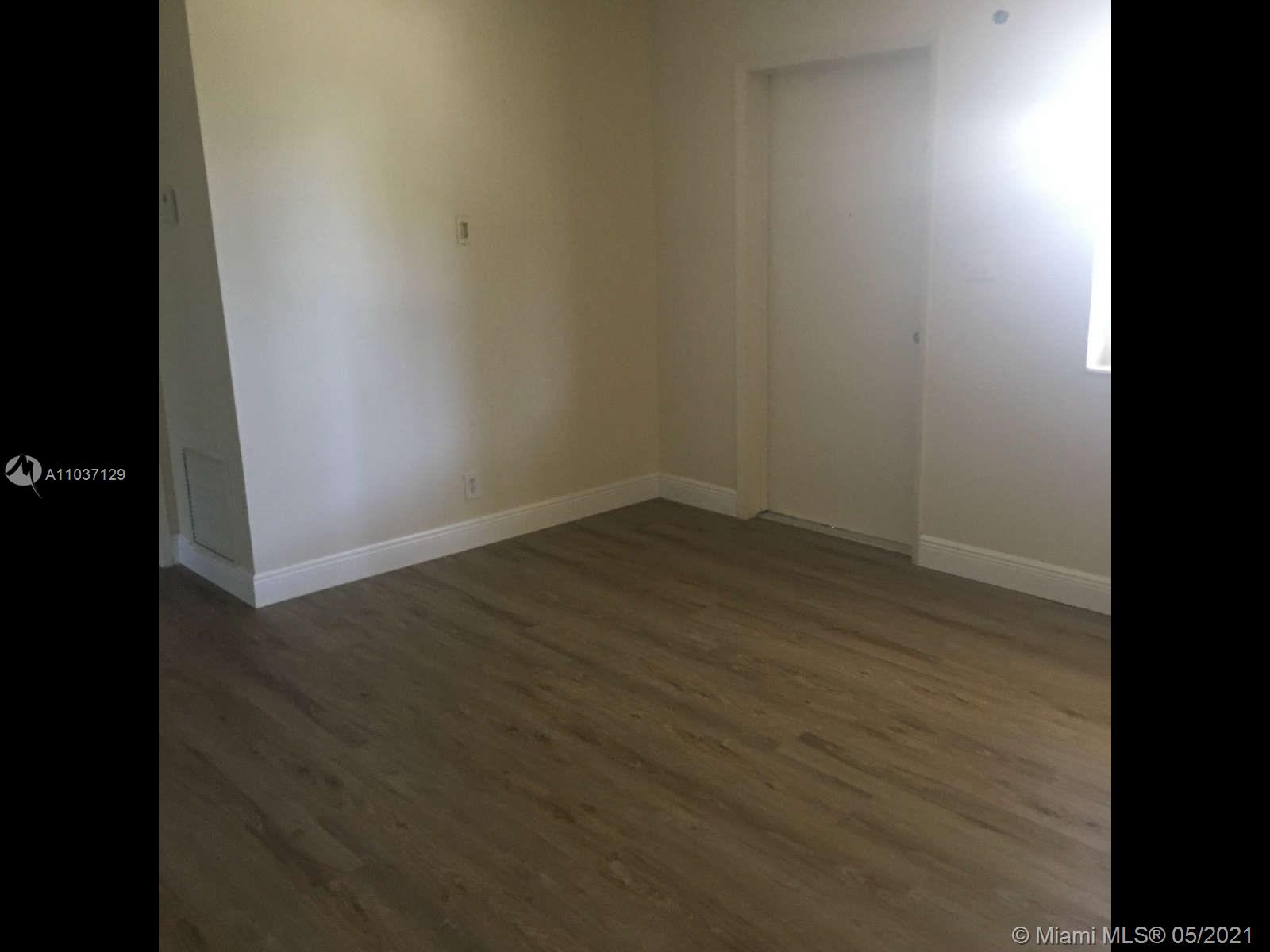 See details / 1601 sq. ft. $ 2021-05-04 0 Photo