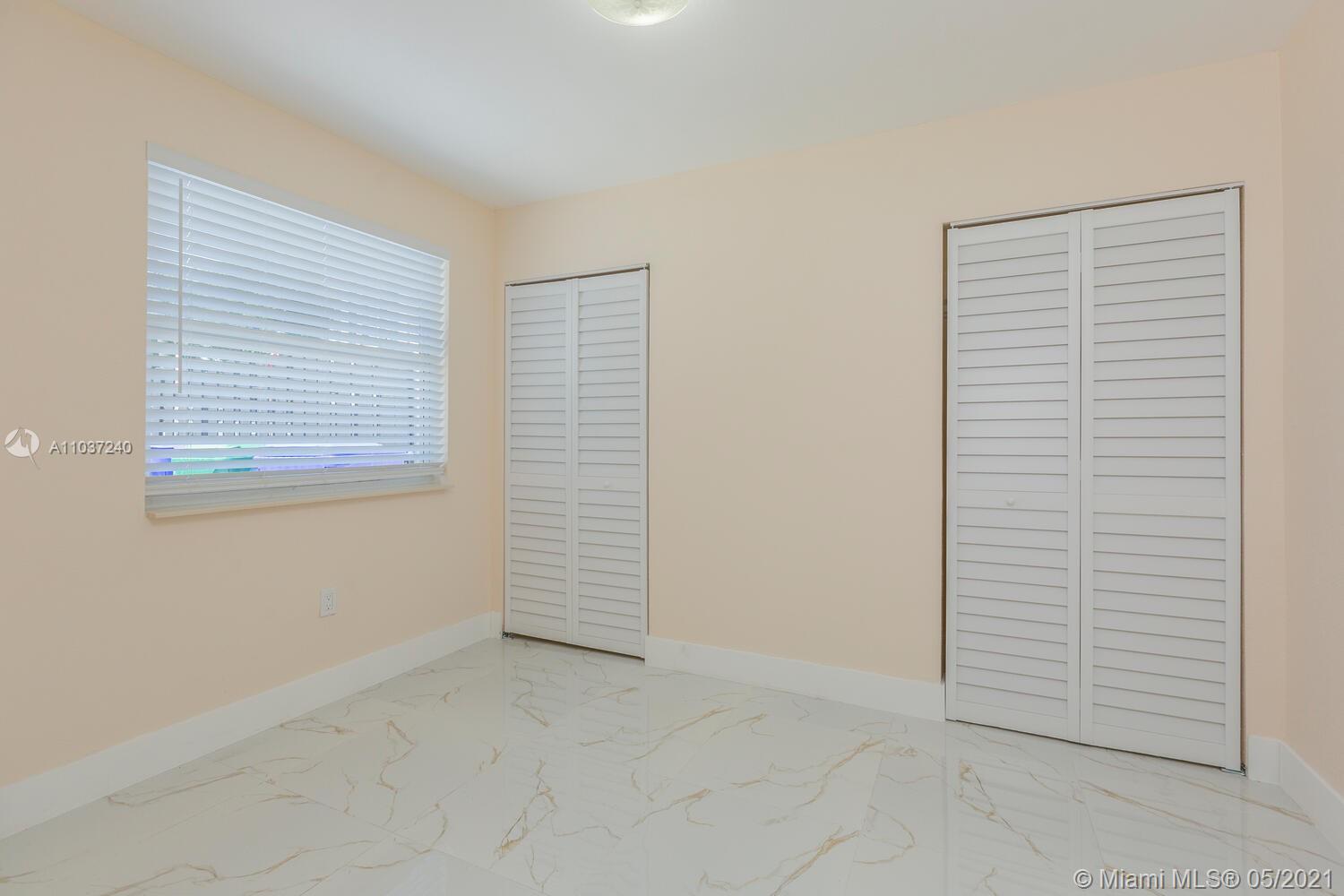 See details / 1424 sq. ft. $ 2021-05-04 0 Photo