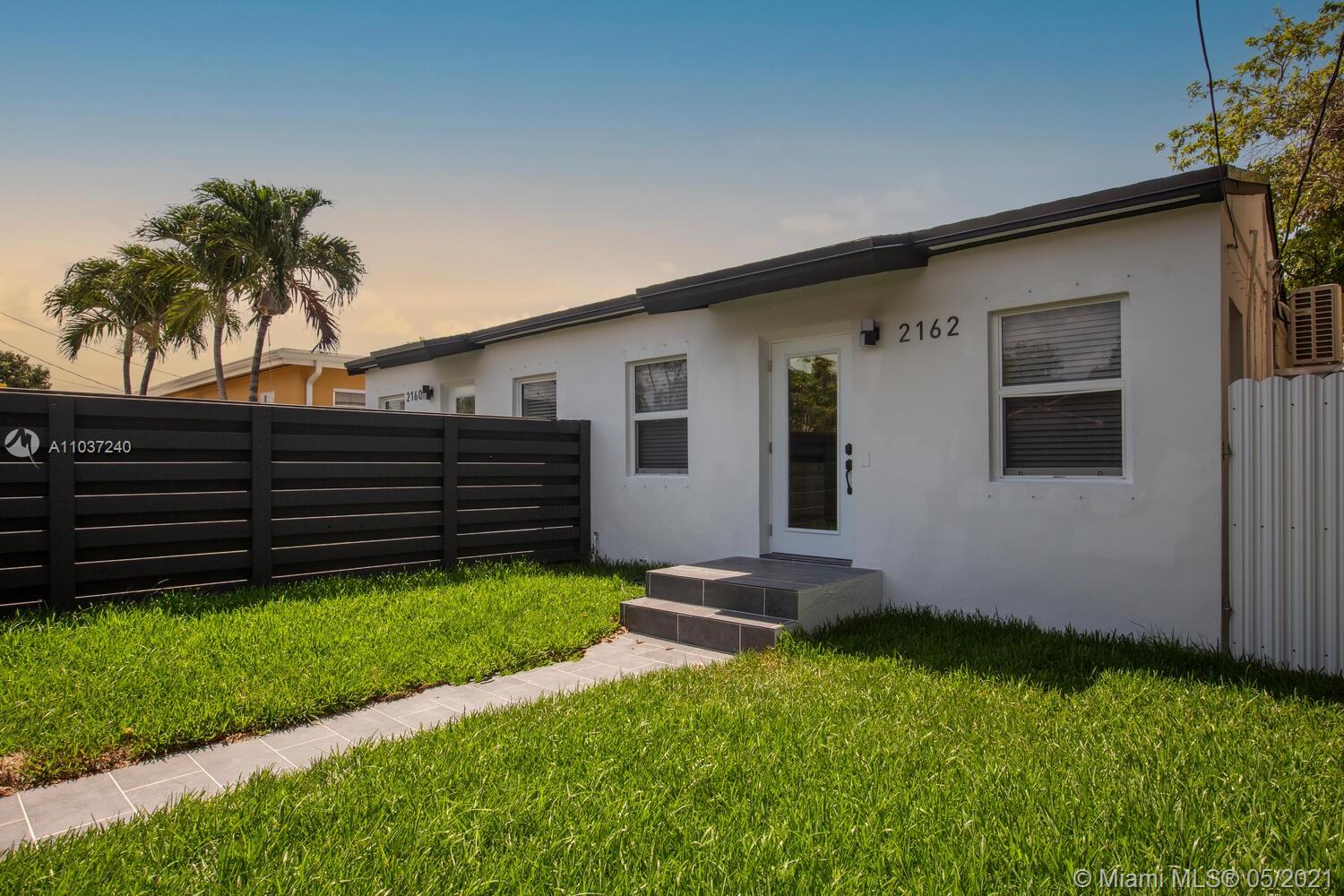 See details / 1424 sq. ft. $ 2021-05-04 0 Photo