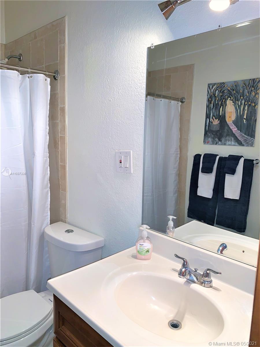 See details / 2840 sq. ft. $ 2021-06-01 0 Photo