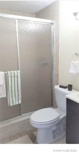 See details / 2840 sq. ft. $ 2021-06-01 0 Photo