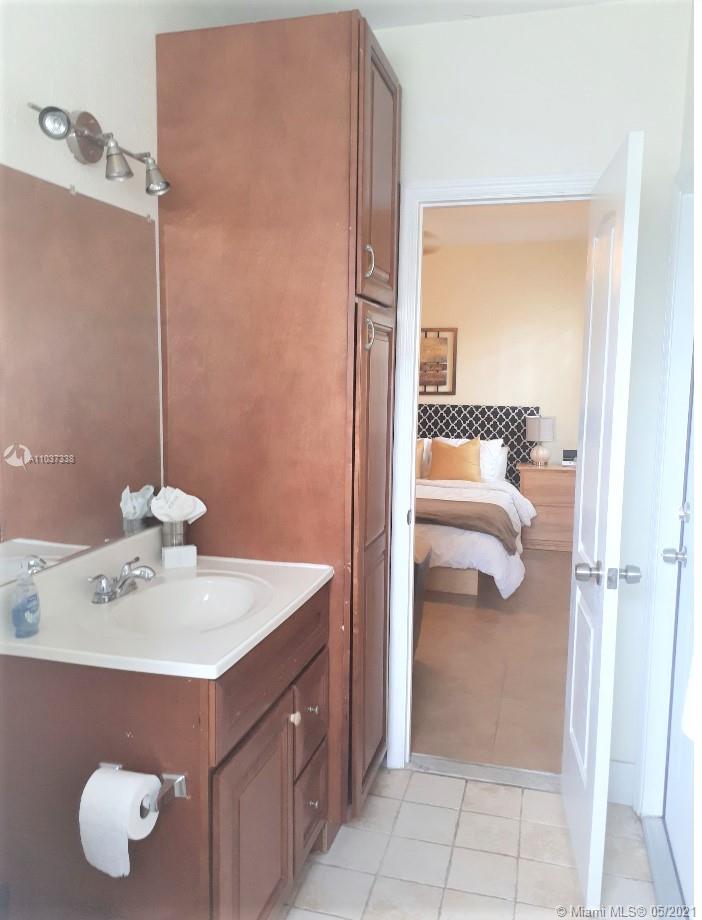 See details / 2840 sq. ft. $ 2021-06-01 0 Photo