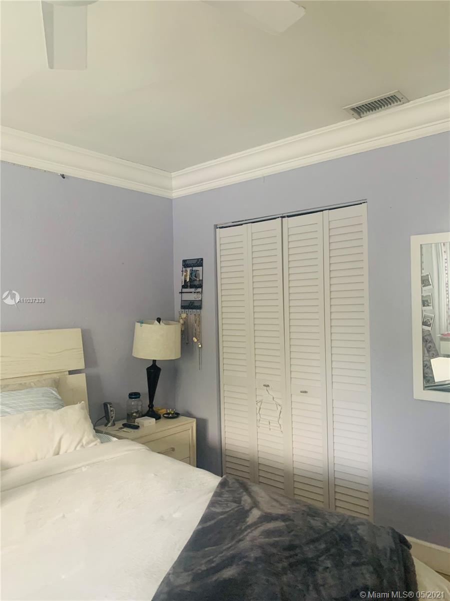 See details / 2840 sq. ft. $ 2021-06-01 0 Photo