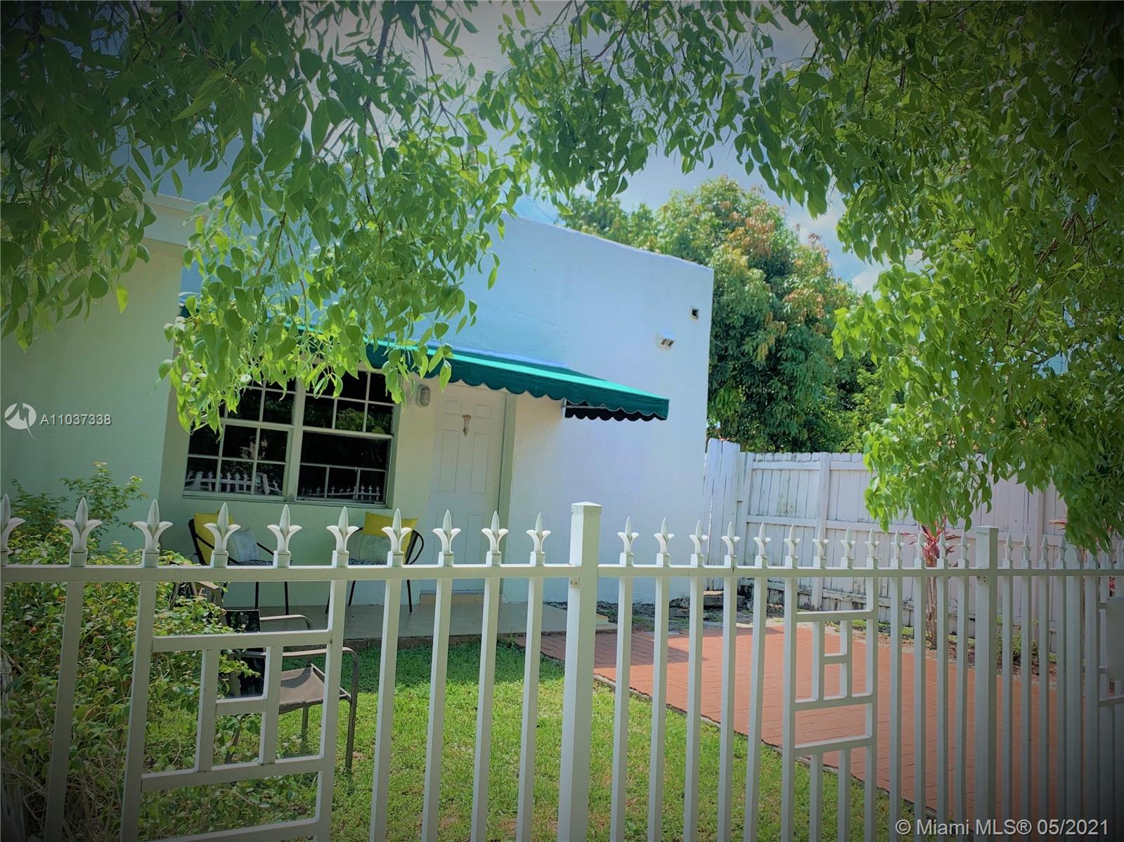 See details / 2840 sq. ft. $ 2021-06-01 0 Photo