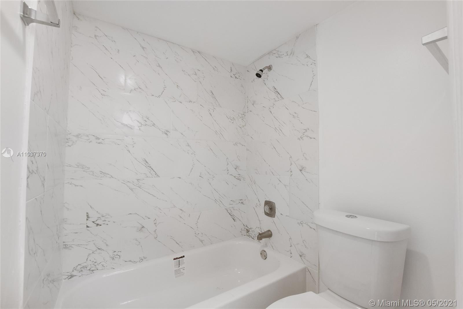 See details / 1030 sq. ft. $ 2021-05-04 0 Photo
