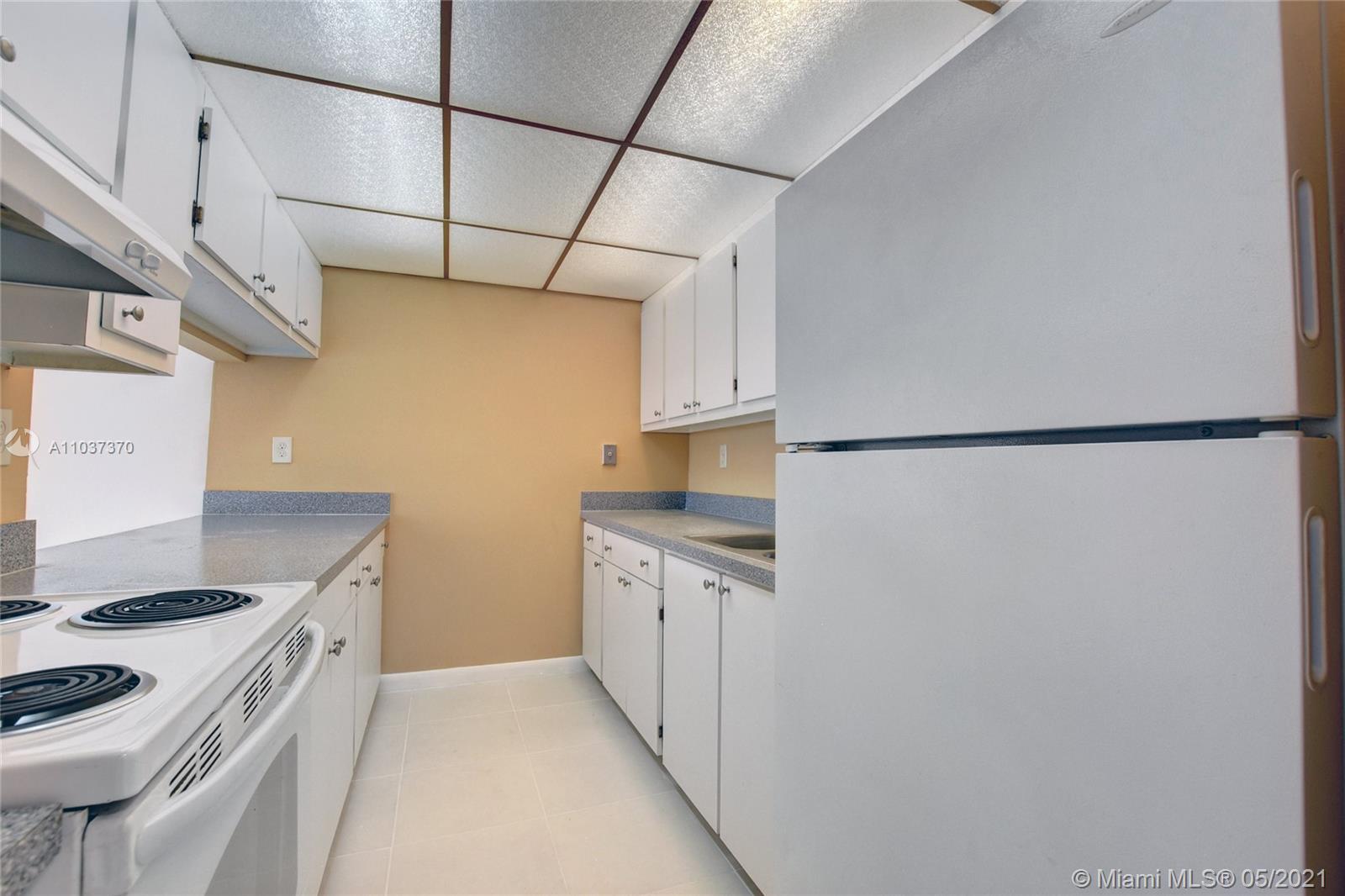 See details / 1030 sq. ft. $ 2021-05-04 0 Photo
