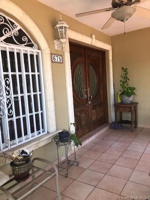 See details / 5443 sq. ft. $ 2021-05-20 0 Photo