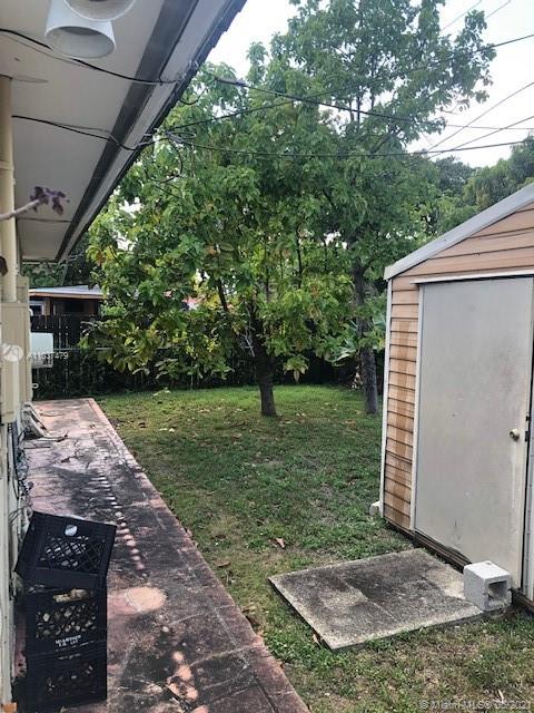 See details / 5443 sq. ft. $ 2021-05-20 0 Photo