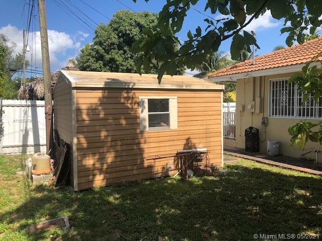 See details / 5443 sq. ft. $ 2021-05-20 0 Photo