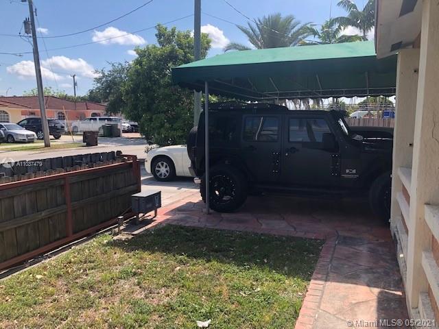 See details / 5443 sq. ft. $ 2021-05-20 0 Photo