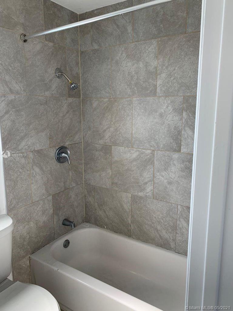 See details / 3200 sq. ft. $ 2021-05-05 0 Photo