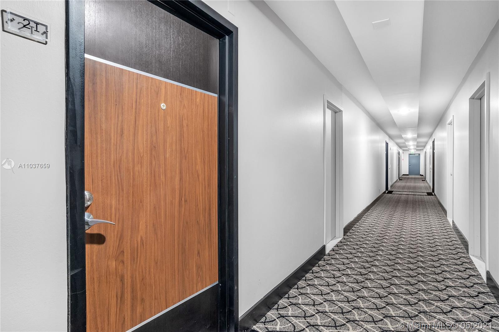 Photo of 1500 Ocean Dr #2I, Hollywood, Florida, 33019 -