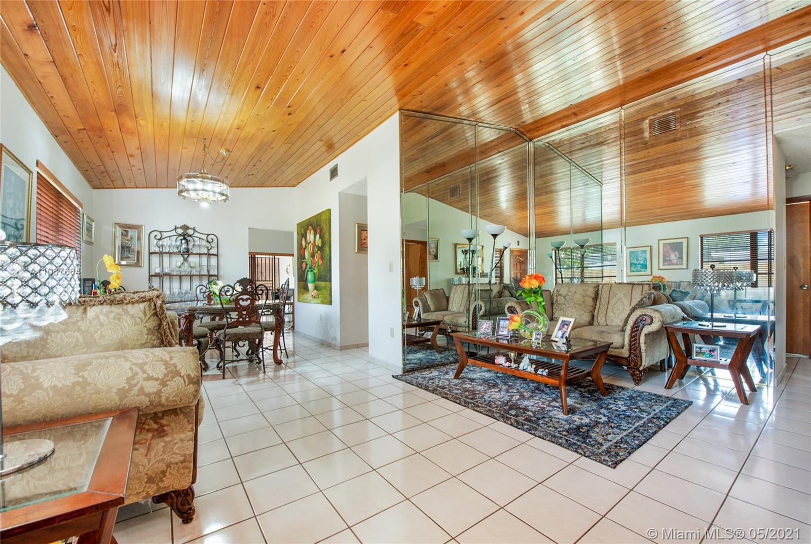 See details / 3120 sq. ft. $ 2021-05-05 0 Photo
