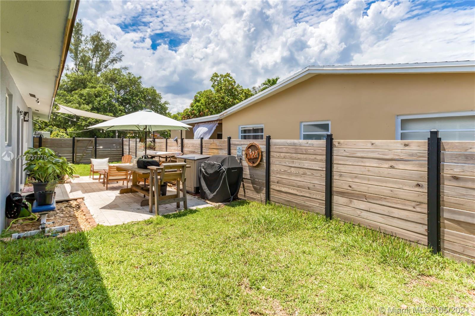 See details / 1769 sq. ft. $ 2021-05-05 0 Photo
