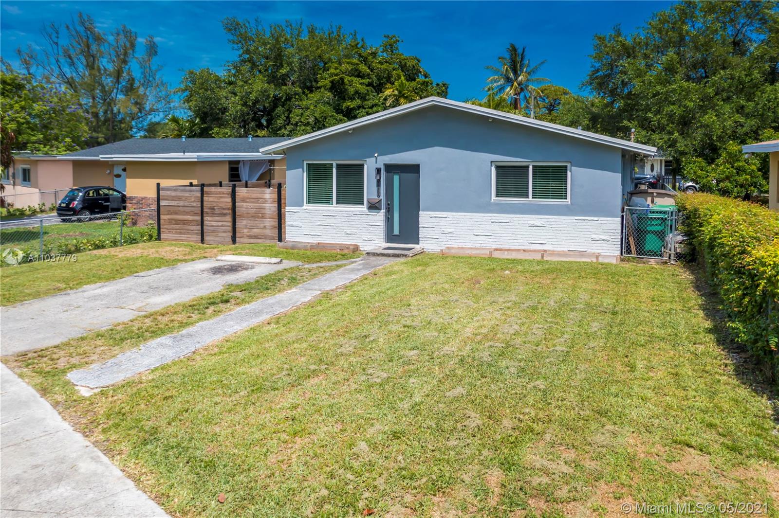See details / 1769 sq. ft. $ 2021-05-05 0 Photo