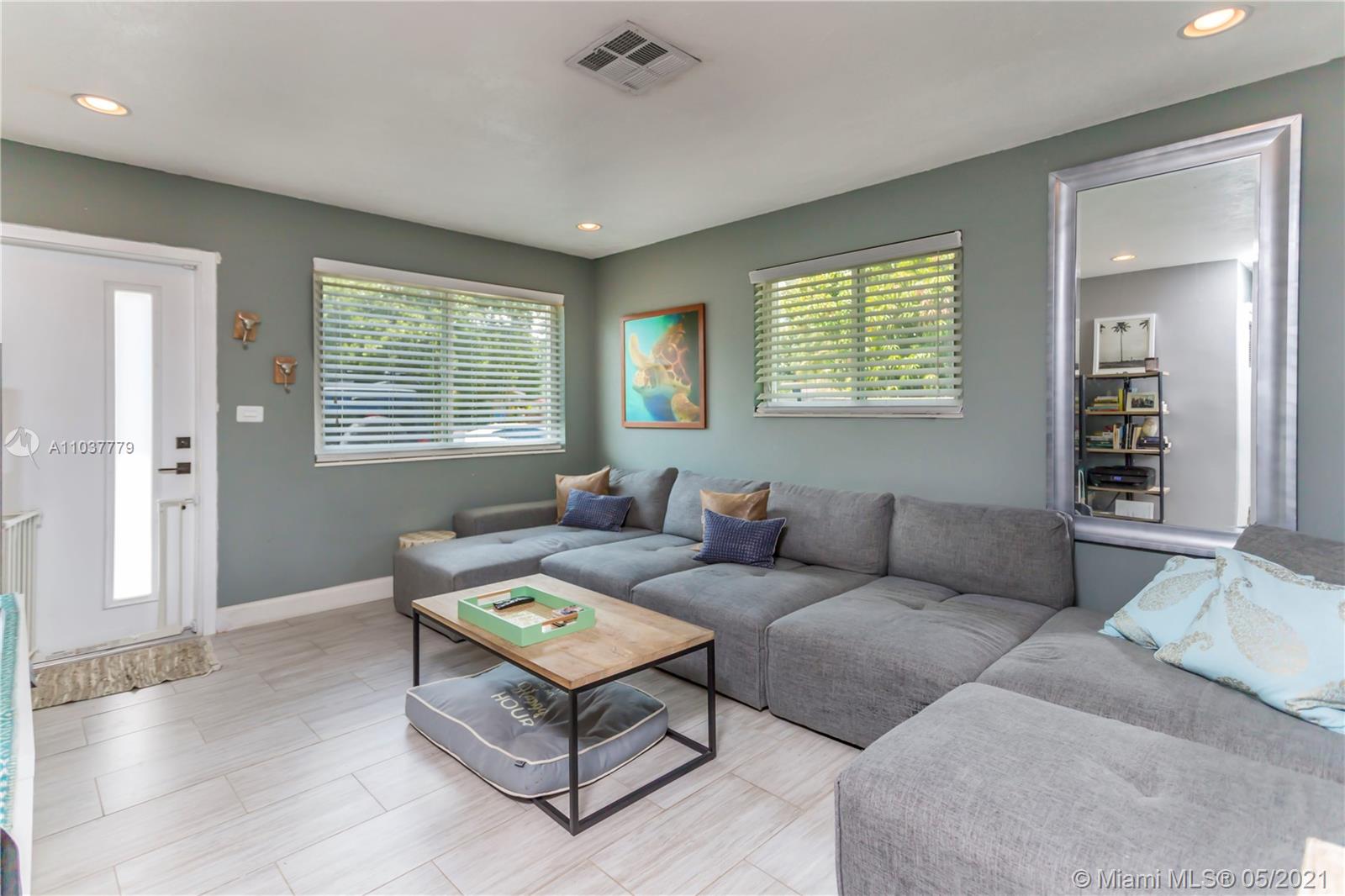 See details / 1769 sq. ft. $ 2021-05-05 0 Photo