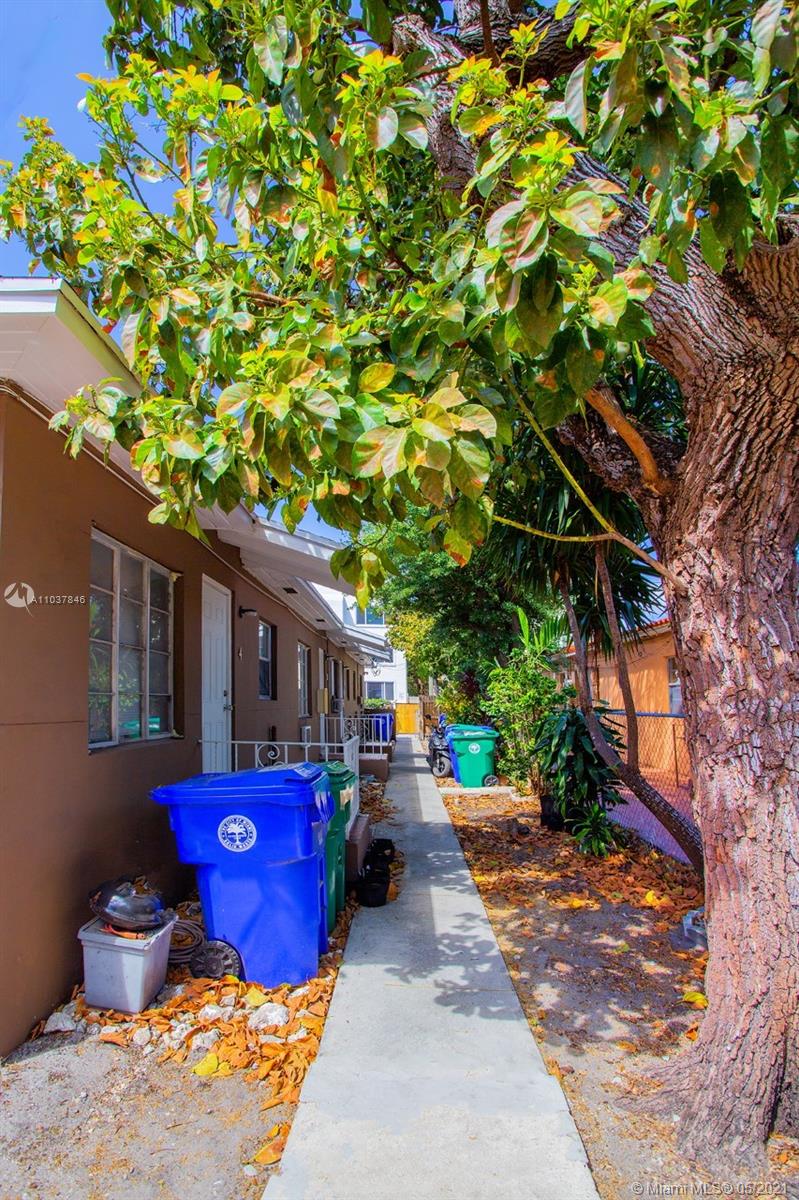 See details / 1800 sq. ft. $ 2021-05-05 0 Photo