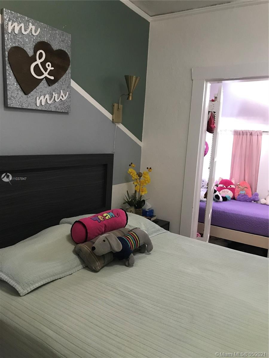 See details / 2430 sq. ft. $ 2021-05-05 0 Photo