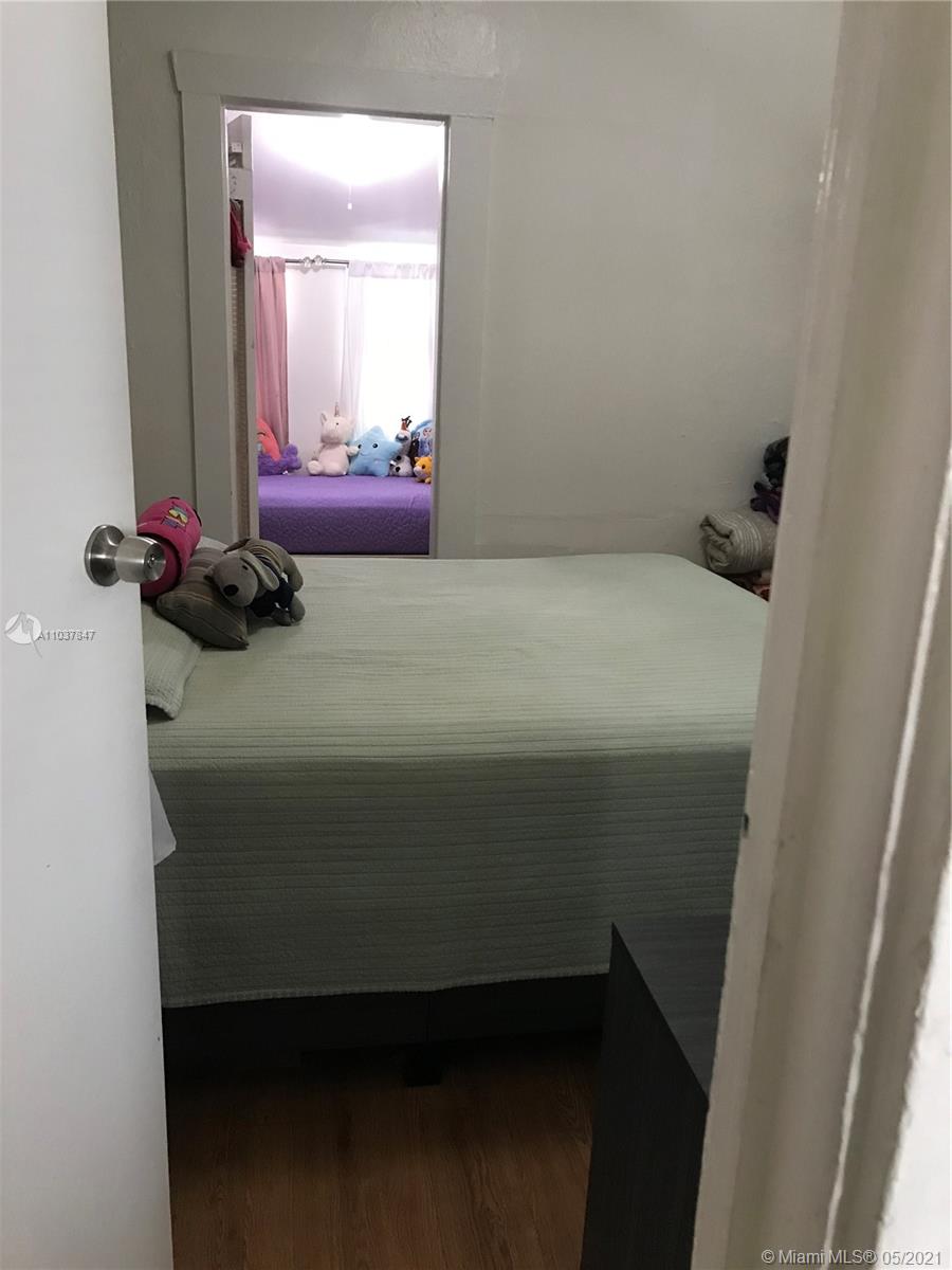 See details / 2430 sq. ft. $ 2021-05-05 0 Photo