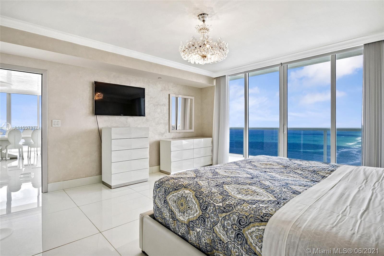 See details 5102 4 / 5 3348 sq. ft. $ 2021-05-05 0 Photo