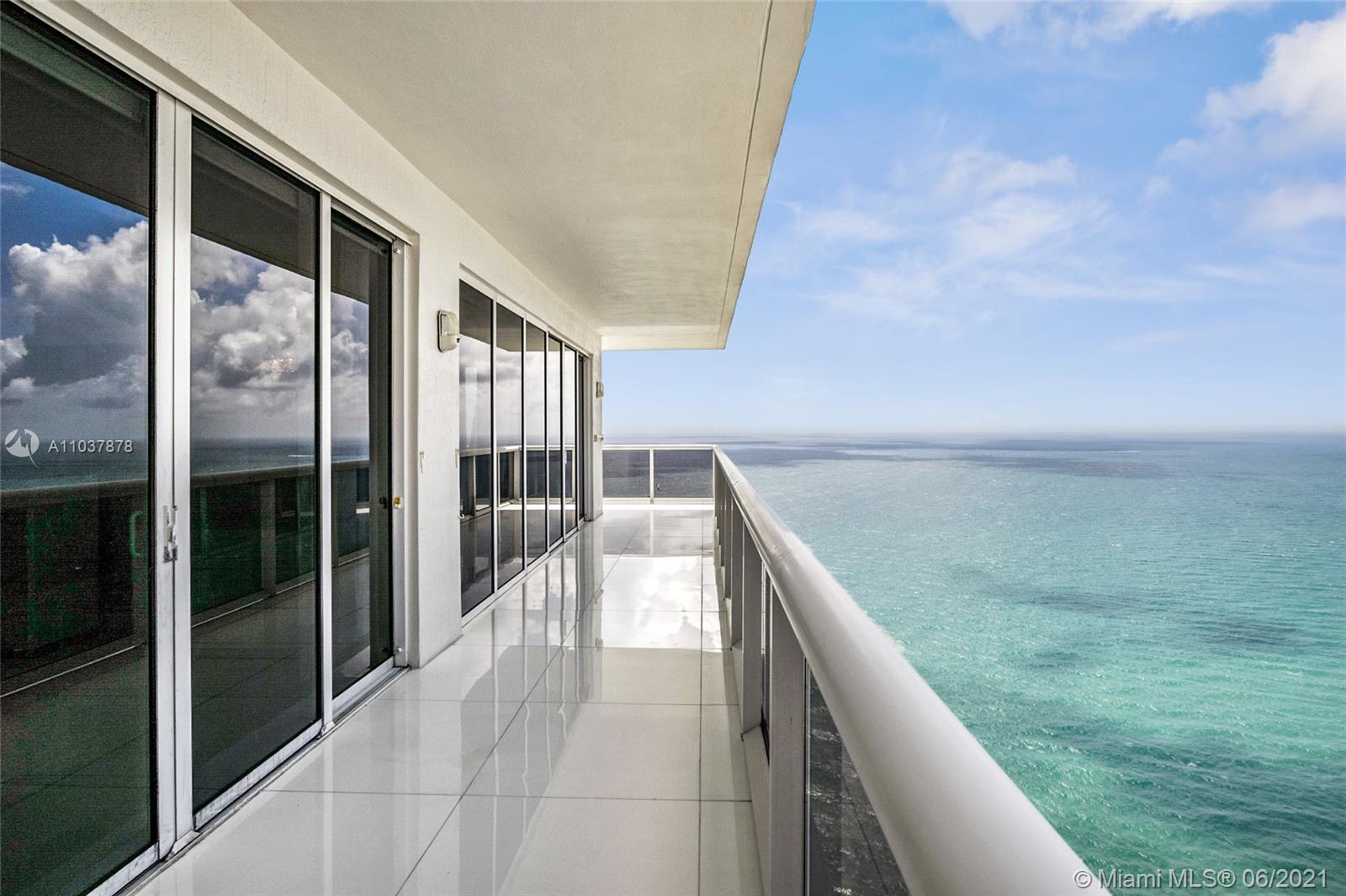 See details 5102 4 / 5 3348 sq. ft. $ 2021-05-05 0 Photo