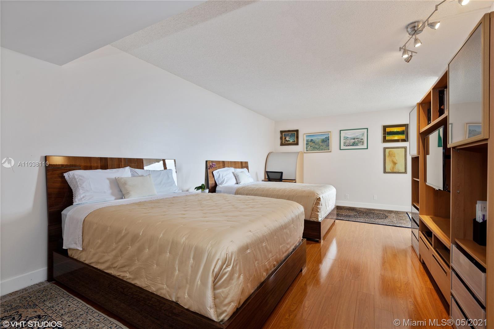 Photo of 19355 Turnberry Way #18L, Aventura, Florida, 33180 -