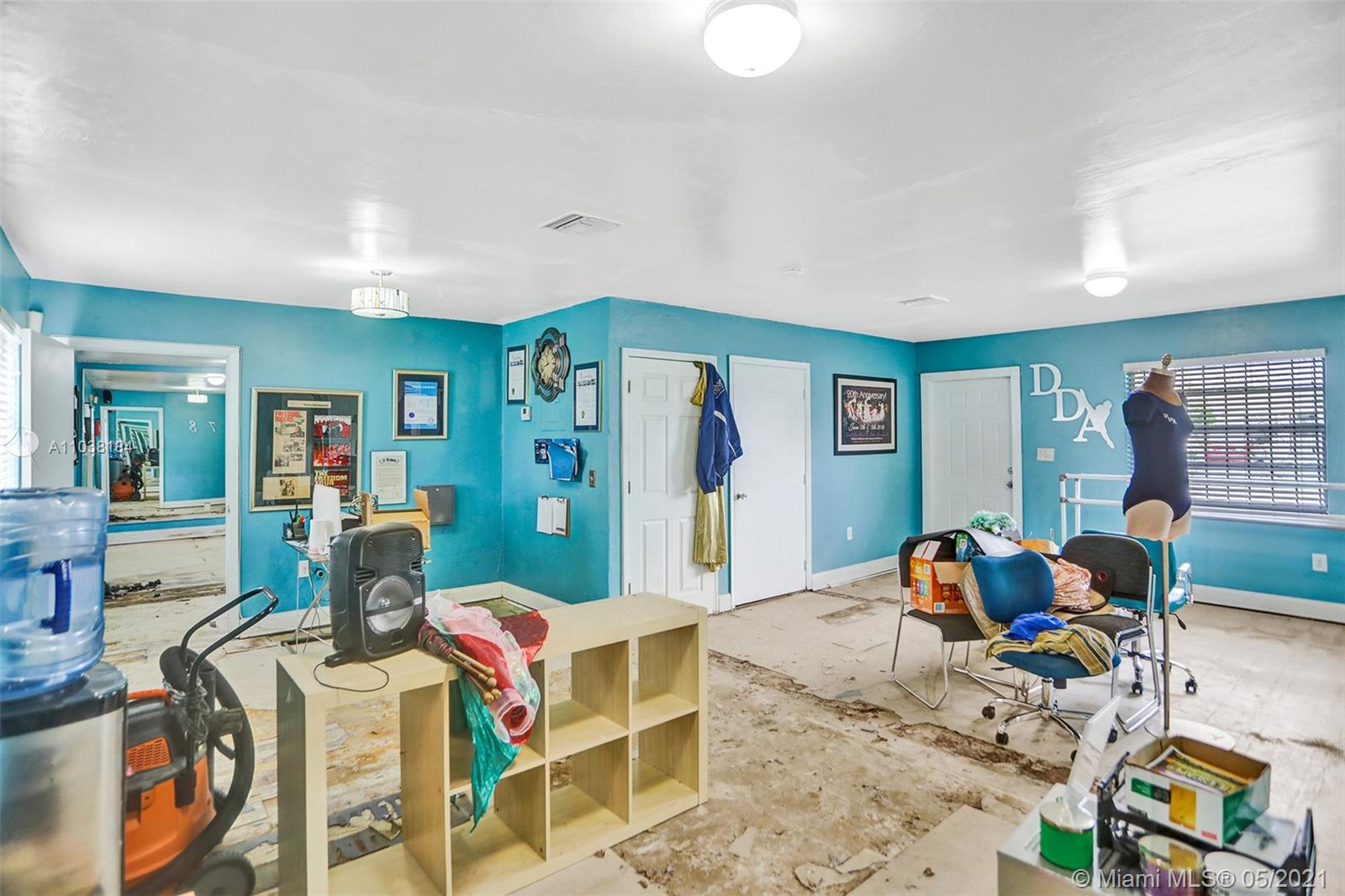 See details / sq. ft. $ 2021-05-06 0 Photo