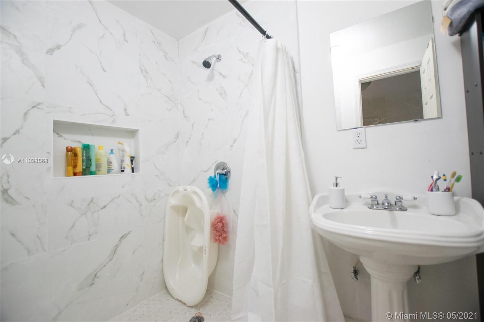See details / 3804 sq. ft. $ 2021-05-19 0 Photo