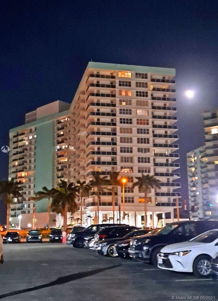 Photo of 3725 Ocean Dr #1417, Hollywood, Florida, 33019 -