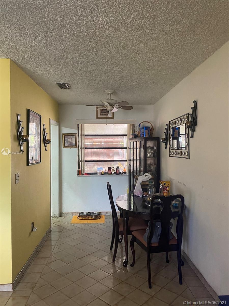 See details / 2105 sq. ft. $ 2021-05-07 0 Photo