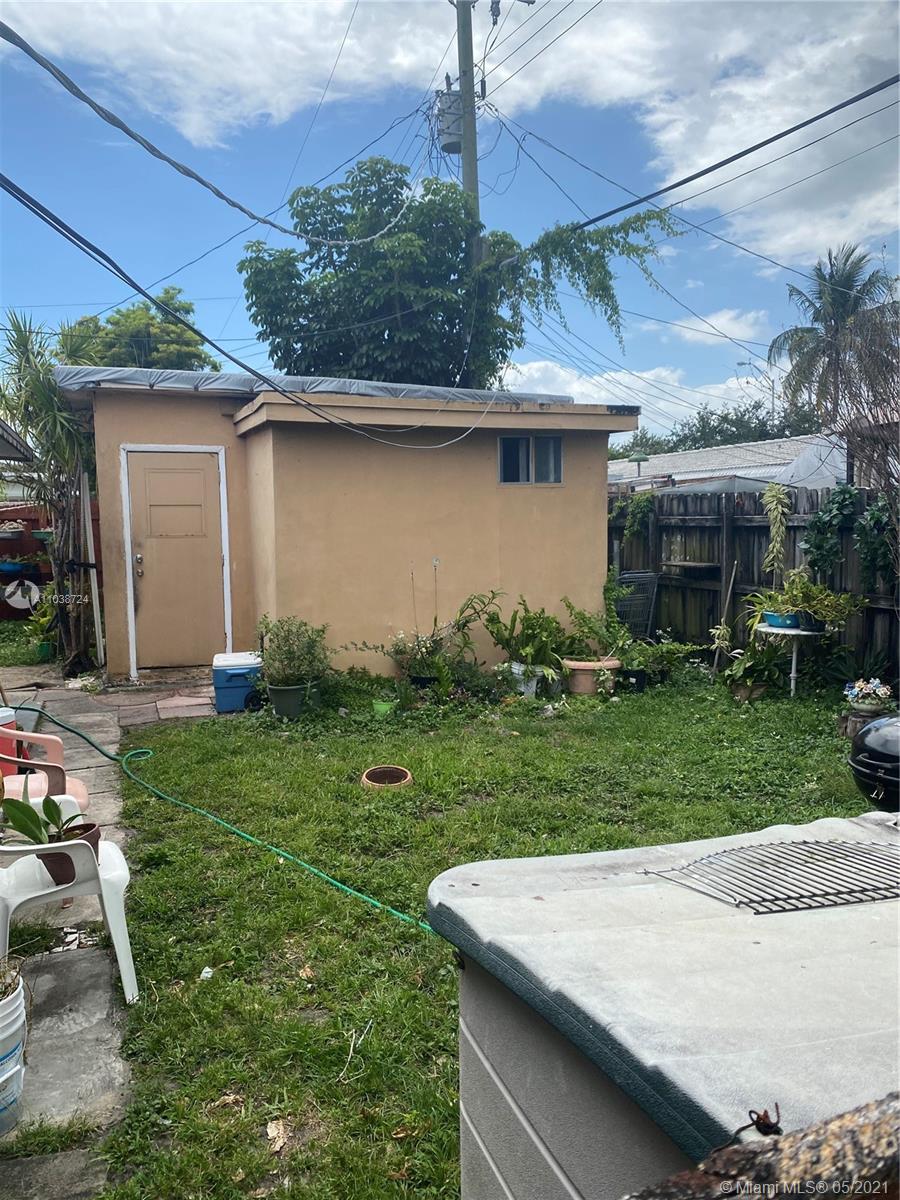 See details / 2105 sq. ft. $ 2021-05-07 0 Photo