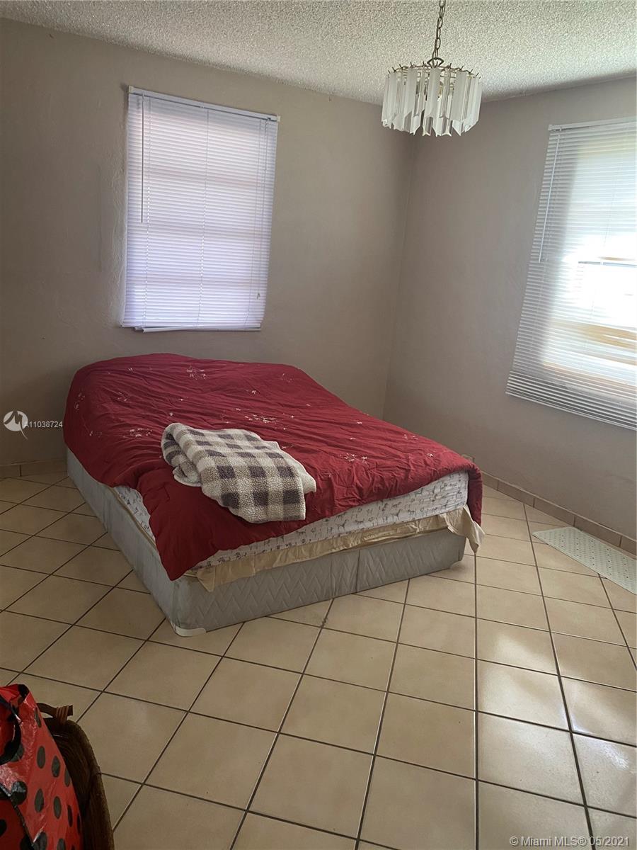 See details / 2105 sq. ft. $ 2021-05-07 0 Photo