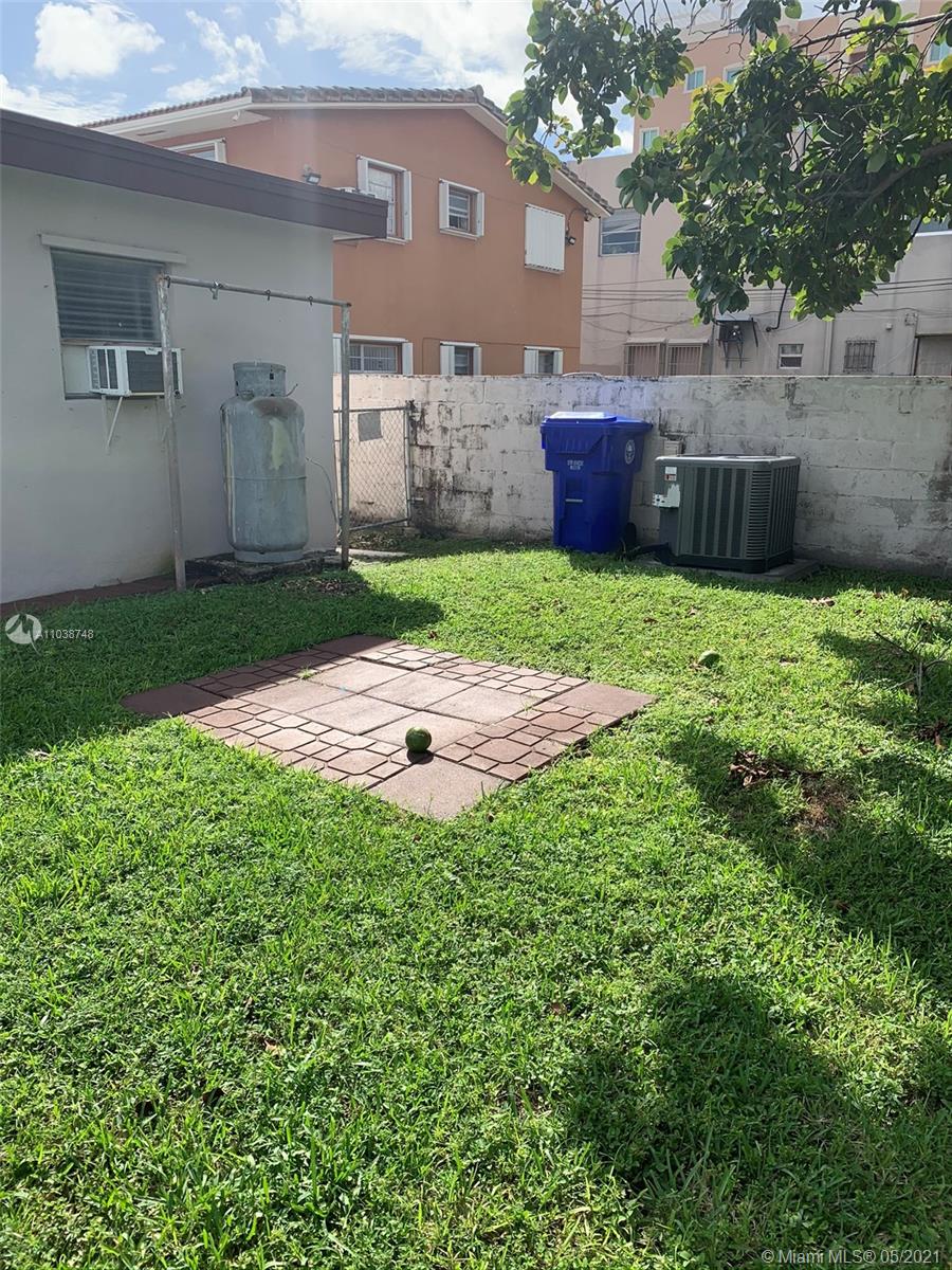 See details / 1608 sq. ft. $ 2021-05-07 0 Photo
