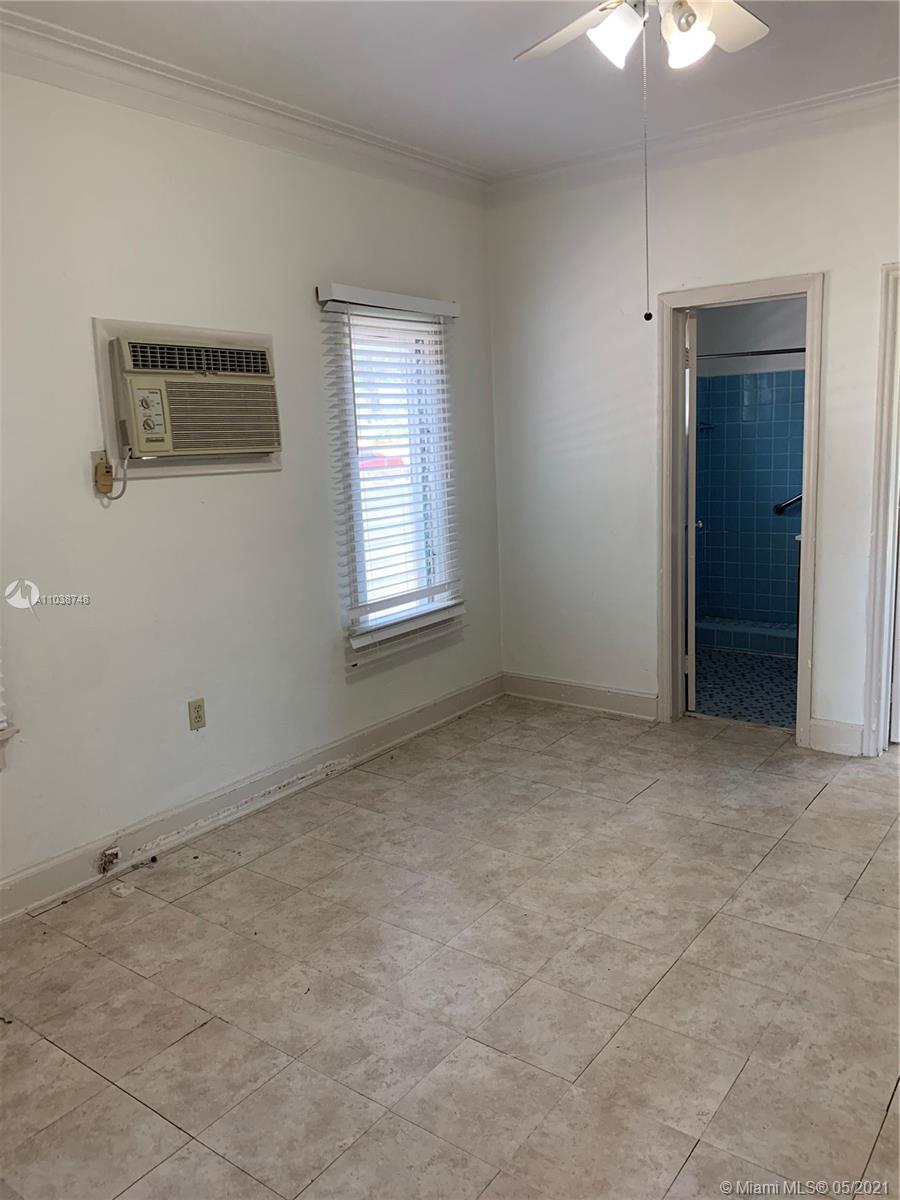 See details / 1608 sq. ft. $ 2021-05-07 0 Photo