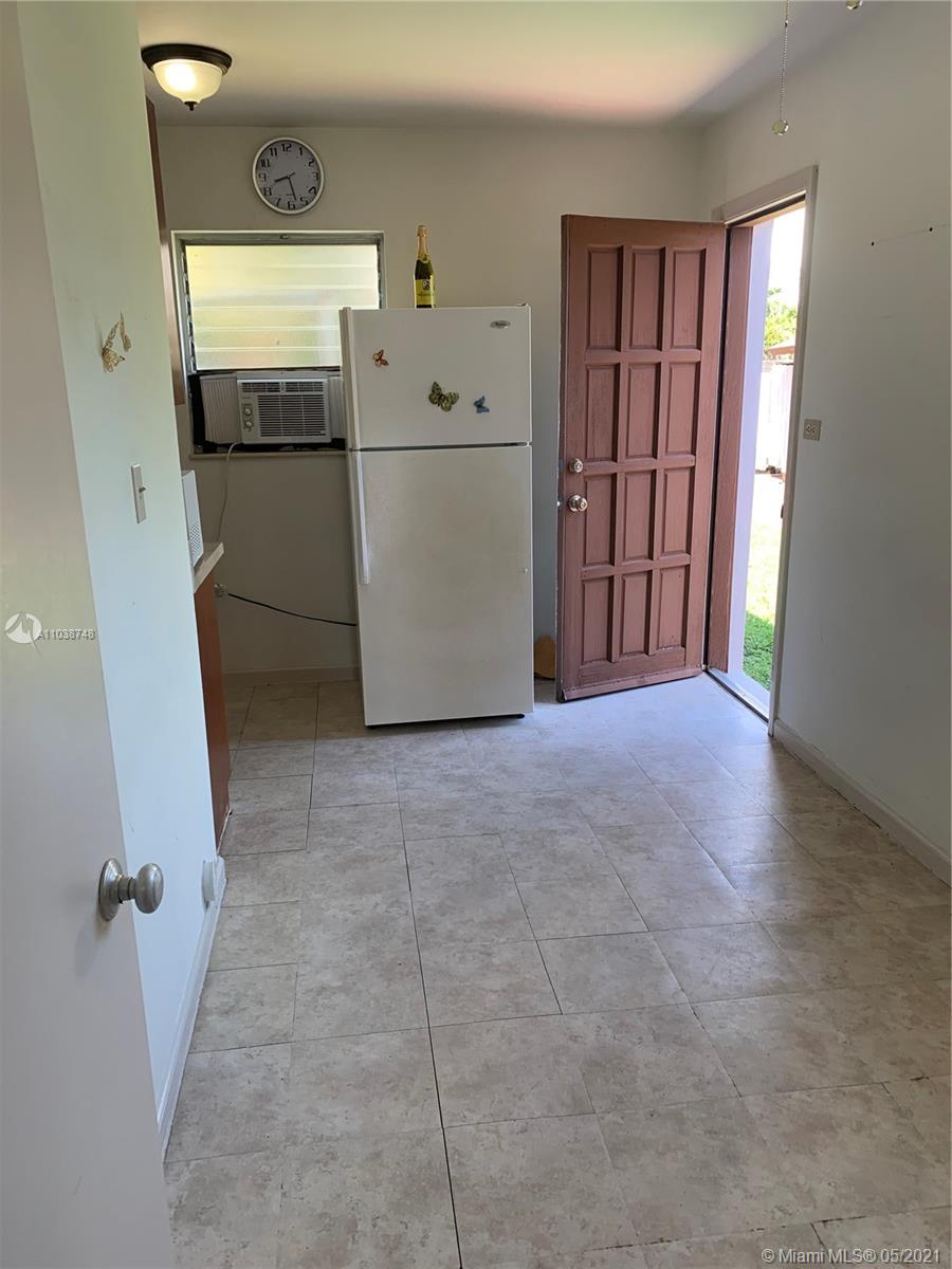 See details / 1608 sq. ft. $ 2021-05-07 0 Photo